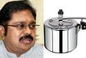 Can not allocate cooker logo to TTV Dinakaran - Election Commission denies